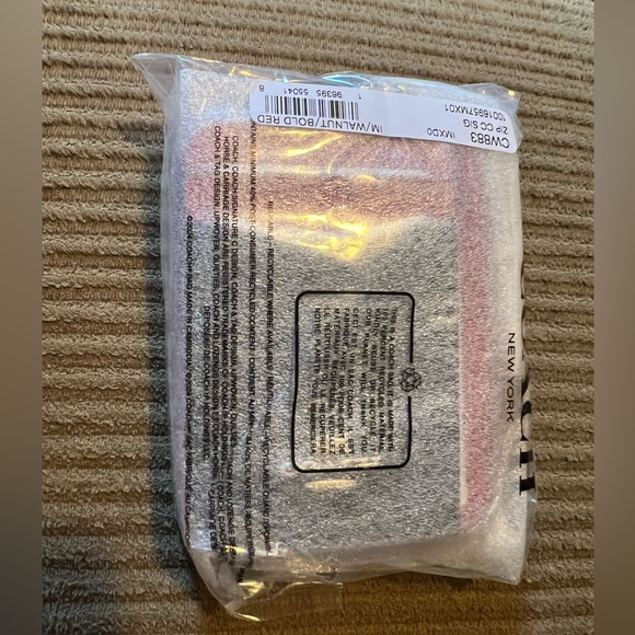 Coach Zip Card Case In Signature Canvas nwt in packaging - Picture 3 of 4